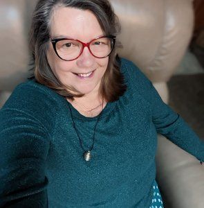 Meet your Posher, Kathy